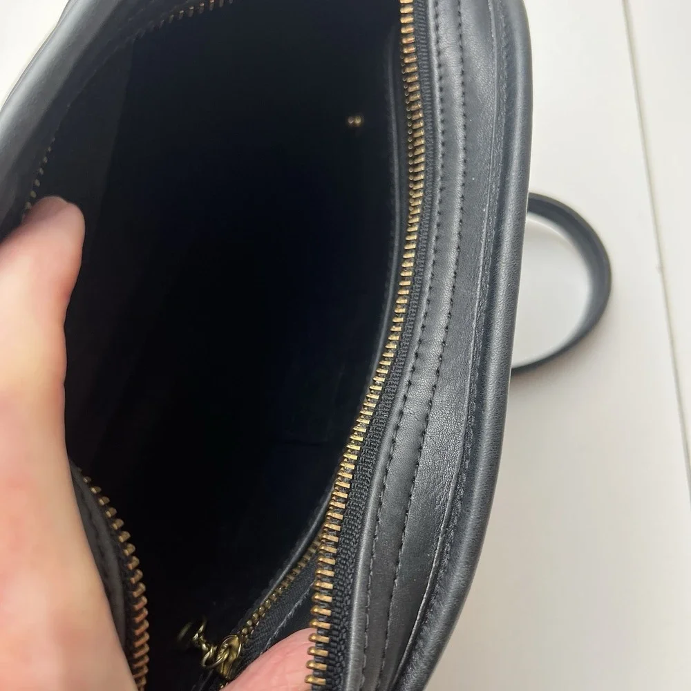 VTG Coach Metropolis Zip Bag 9087 Black Leather Brass Crossbody Y2K